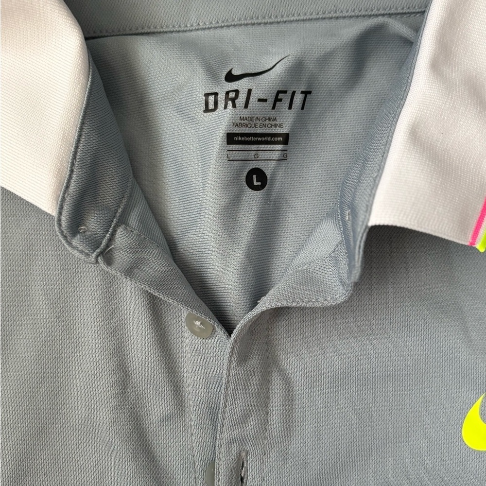 Nike Polo Shirt in Gray with Yellow Highlights - Picture 3 of 3